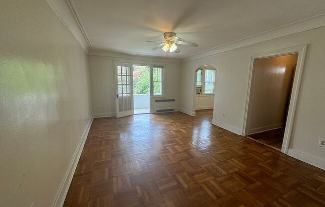 1 bed, 1 bath, 819 sqft, $1,650, Unit 104