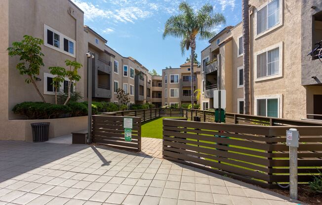 2 beds, 2 baths, 965 sqft, $2,995, Unit 123