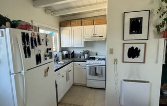 1 bed, 1 bath, $2,500