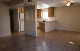 2 beds, 1 bath, 850 sqft, $1,100, Unit Place 1325 N El Prado St #C