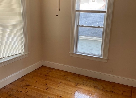 5 beds, 2.5 baths, 2,500 sqft, $4,900, Unit 1