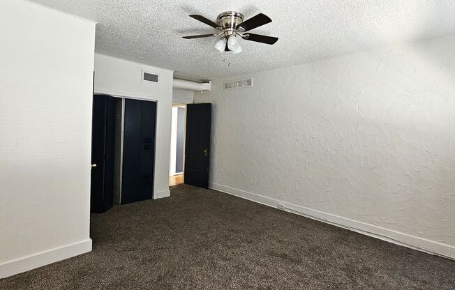 1 bed, 1 bath, 700 sqft, $850, Unit 2