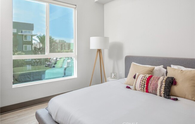 2 beds, 2 baths, 1,305 sqft, $3,418, Unit 204