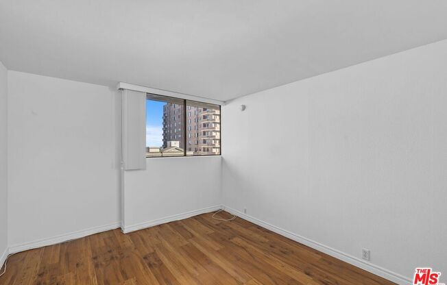 2 beds, 2 baths, 1,071 sqft, $4,100, Unit 801