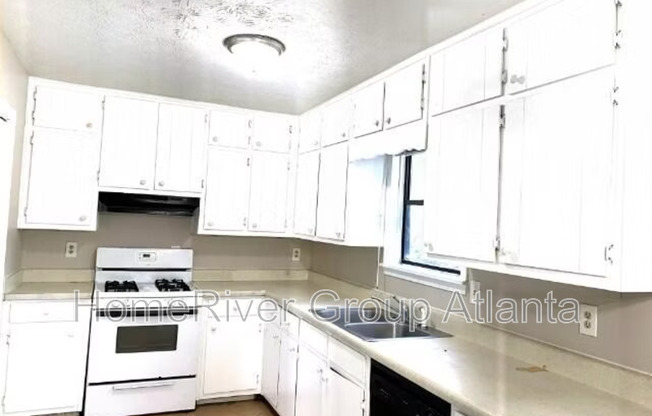 3665 MT LAUREL WAY