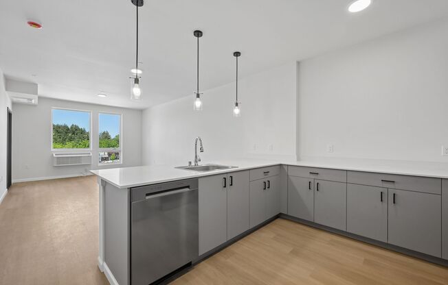 1 bed, 1 bath, 548 sqft, $1,950, Unit 216