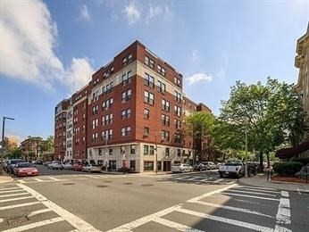 Studio, 1 bath, 450 sqft, $2,700, Unit 4H