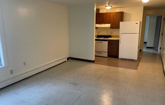 1 bed, 1 bath, 600 sqft, $1,036, Unit Unit 3