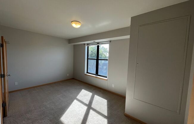 1 bed, 1.5 baths, 1,000 sqft, $1,895, Unit 4626