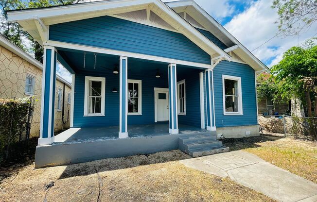 1818 E. Houston, San Antonio, TX 78202