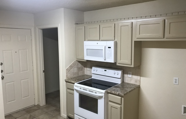 3 beds, 2 baths, $1,695