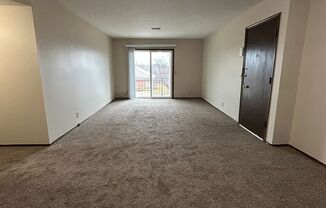 Century House Apts. (909 N. 48th Ave.)