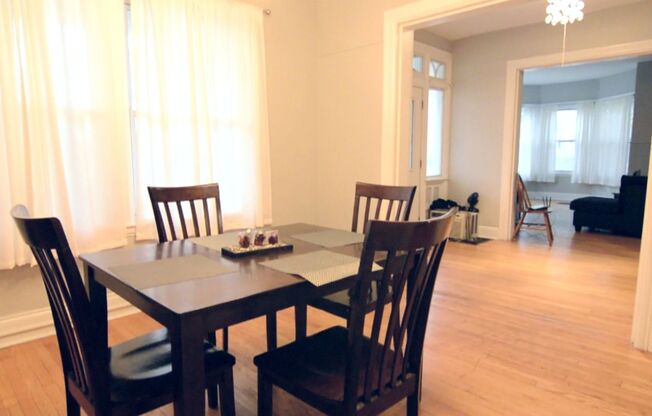 6 beds, 2 baths, $5,250, Unit 313 Farm St