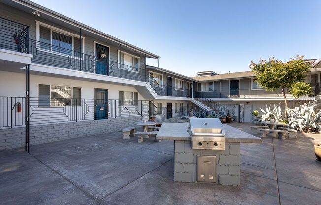 Talmadge Pacific Apartments