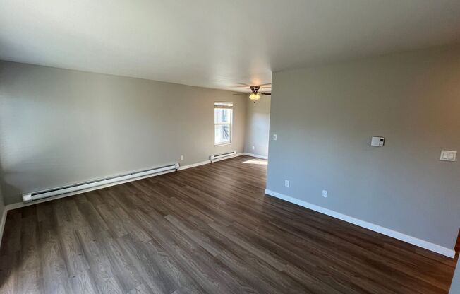 2 beds, 2 baths, 1,036 sqft, $2,395, Unit 3520 - 408