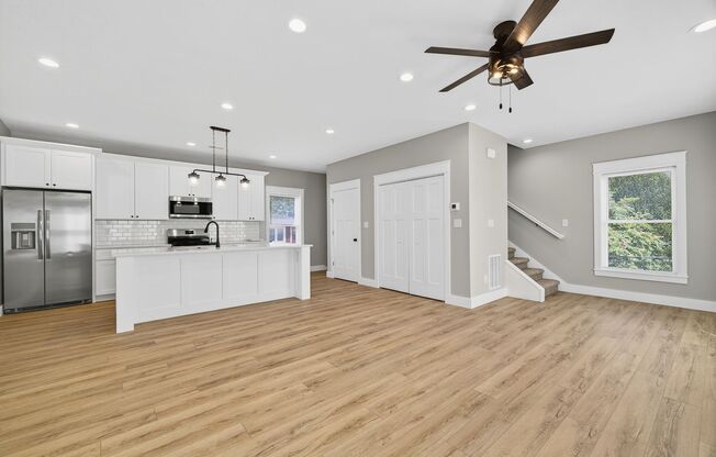 *August 2026* - Newly Built New 5 Bed, 5 Bath Townhome Near Campus!