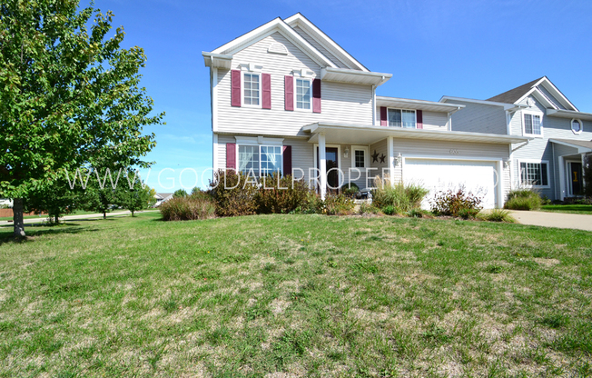 3 bedroom 2 1/2 bathroom Single-Family Home in Waukee