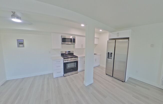 1 bed, 1 bath, 525 sqft, $1,950, Unit 9195-3