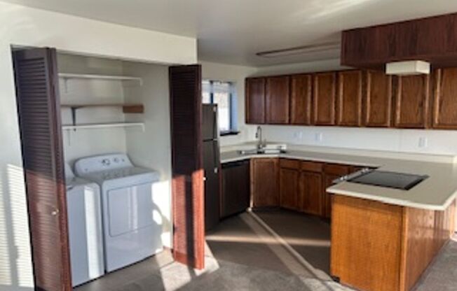 8508 BG Shield Crown Point Apartments