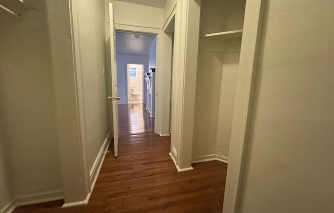 1 bed, 1 bath, 620 sqft, $1,199, Unit 7233 Penn Ave. #1B