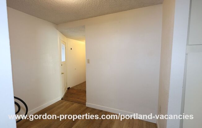 2 beds, 1 bath, $1,795