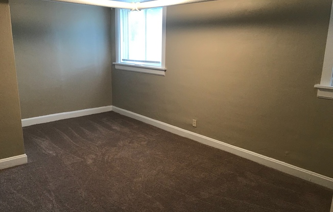 1 bed, 1 bath, 600 sqft, $928, Unit 1