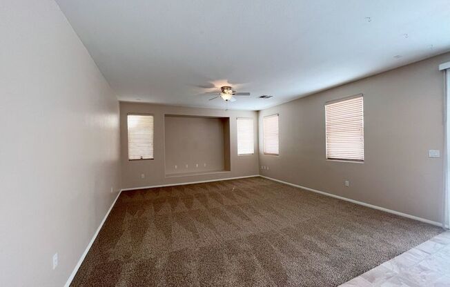 251 HICKORY HTS AVE