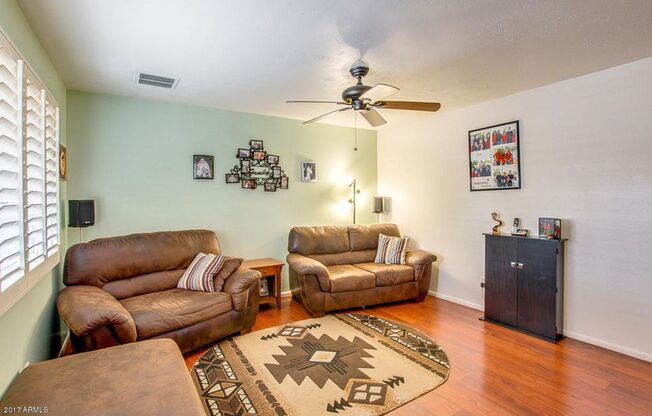 3 beds, 2 baths, $2,095