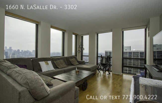 1660 N Lasalle Dr, 307