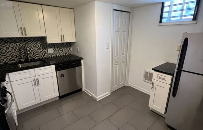 Stunning 2-Bedroom Trinity-Style Home in Fishtown!