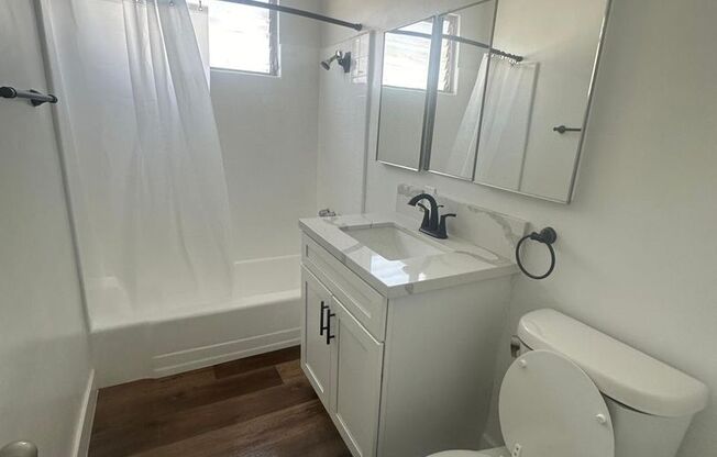 1 bed, 1 bath, $2,096