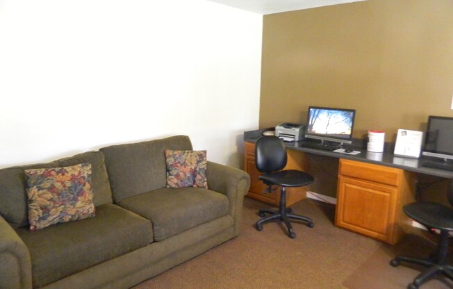 1 bed, 1 bath, 605 sqft, $1,009, Unit 454