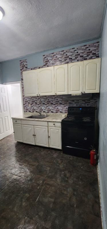 26 N SAINT BERNARD ST