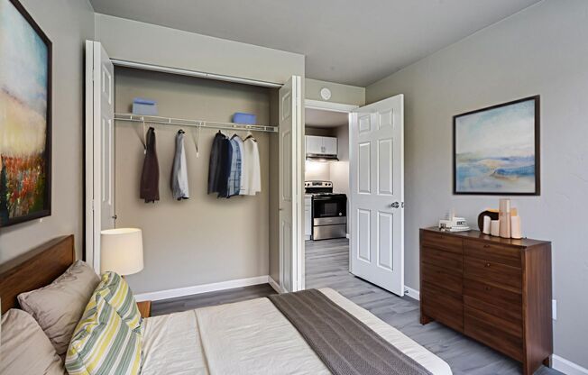 2 beds, 1 bath, 775 sqft, $999, Unit 1000 - D4