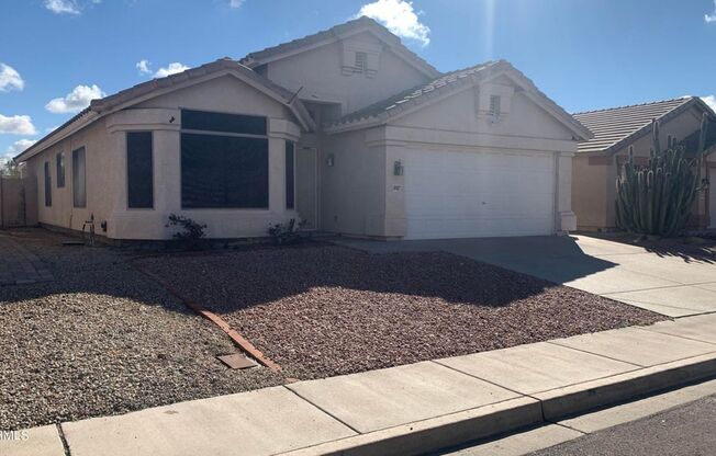 3 bedroom home in Phoenix!