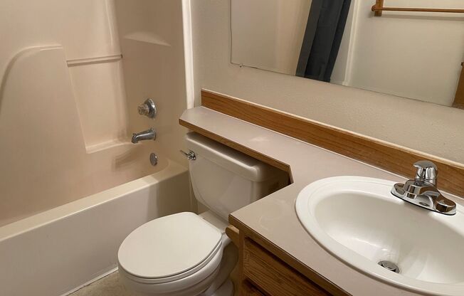 Townhouse Style Duplex for Rent!!