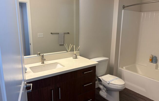 2 beds, 2 baths, 1,176 sqft, $3,220, Unit 3304