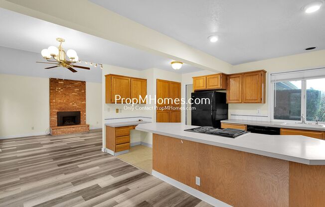 3 beds, 2 baths, $2,399