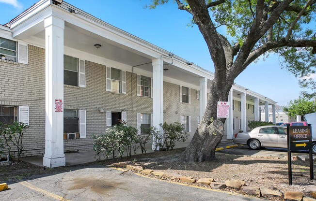 Casa Grande Apartments