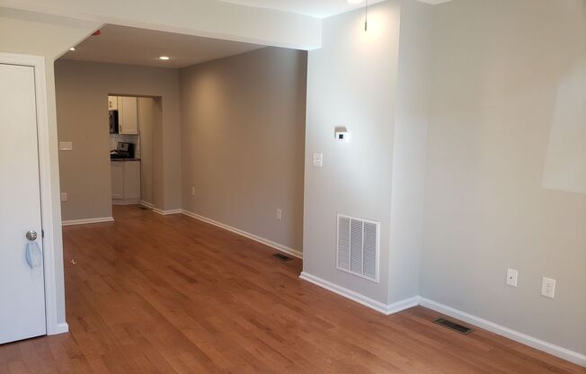 Amazing Fed Hill 2bd/1ba gut renovation w/ CAC, W/D & more! Available 12/15