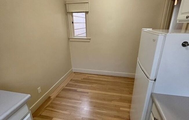 Studio, 1 bath, $2,350, Unit 5