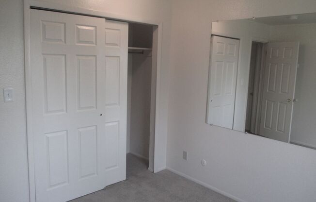 2 beds, 1 bath, 875 sqft, $1,895, Unit 205