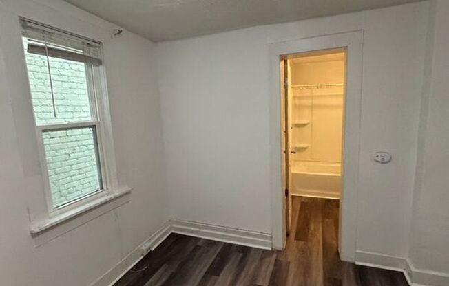 Cozy 1 bedroom apartment in Church Hill