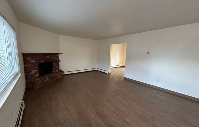 Charming Loveland Home with Lake Views