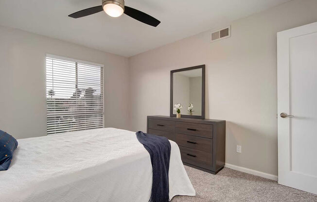 King-Sized Bedrooms at Los Robles Apartments, Pasadena