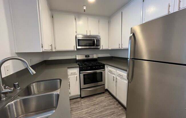 2 beds, 2 baths, 1,100 sqft, $2,398, Unit 303