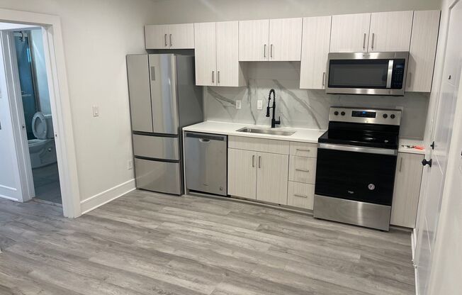 1 bed, 1 bath, 550 sqft, $1,200, Unit 102