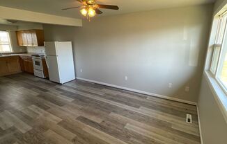 2 beds, 1 bath, $845, Unit 2527