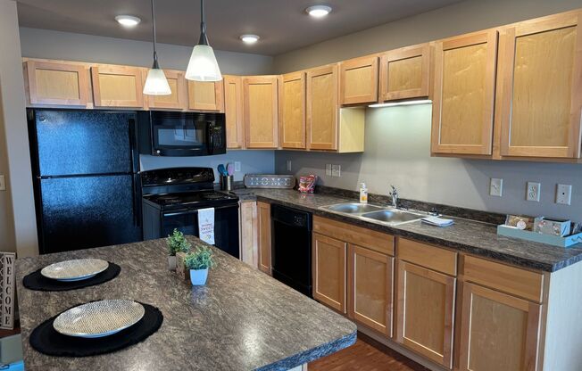 1 bed, 1 bath, 662 sqft, $1,020, Unit 2400-303