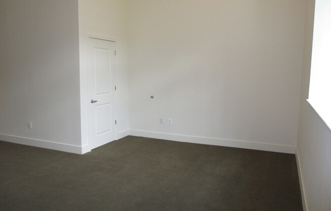 Studio, 1 bath, 640 sqft, $849, Unit 401